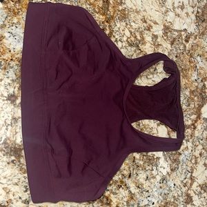 Lululemon size 10 sports bra, barely worn.